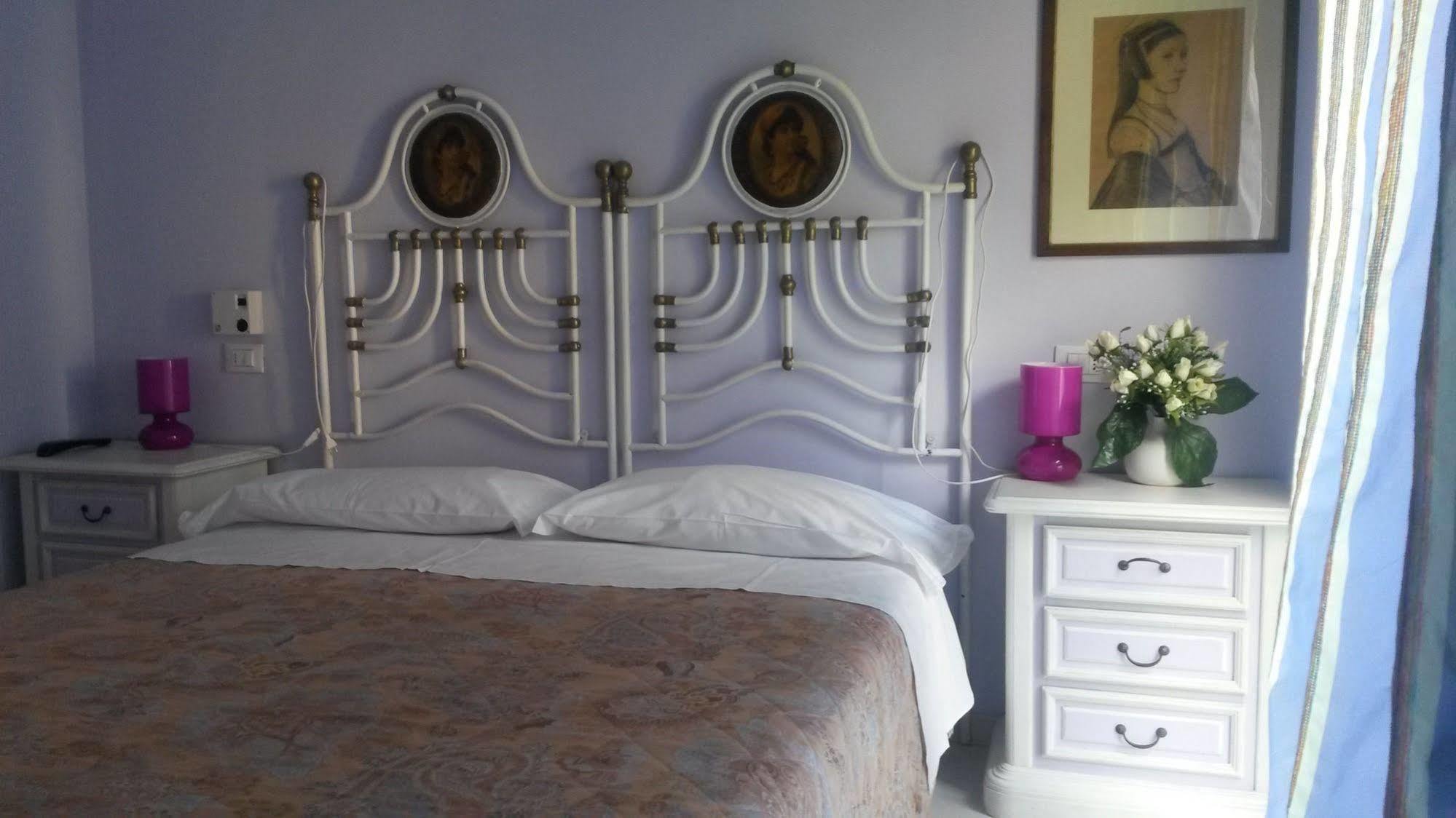 Accademia B&B Trezzo sullʼAdda Exteriör bild